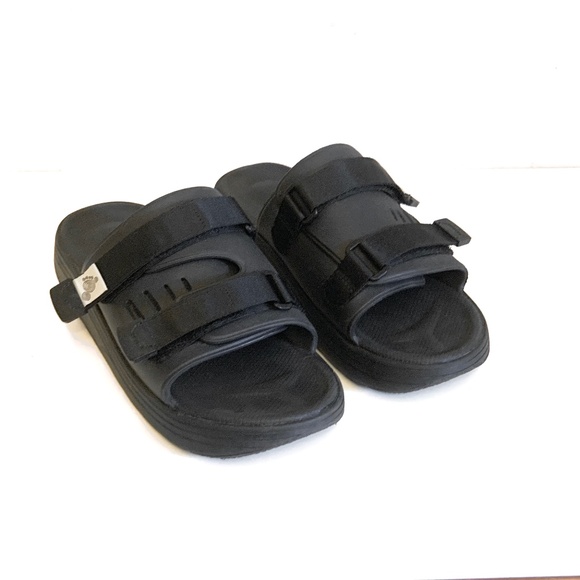 SUICOKE Women's Black Urich Sandals - Picture 6 of 12